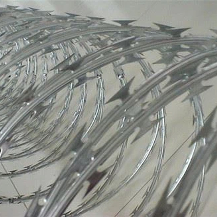 Hot-Dipped-Galvanized-Razor-Wire1