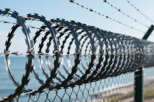 Concertina-Wire-Fence-A-Comprehensive-Guide-to-High-Quality-Security-Fencing-banner